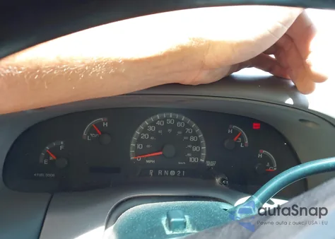 1999 Ford F-150 Lariat/Work Series/Xl/Xlt from USA, damaged, VIN 1FTRF17W6XNB86100